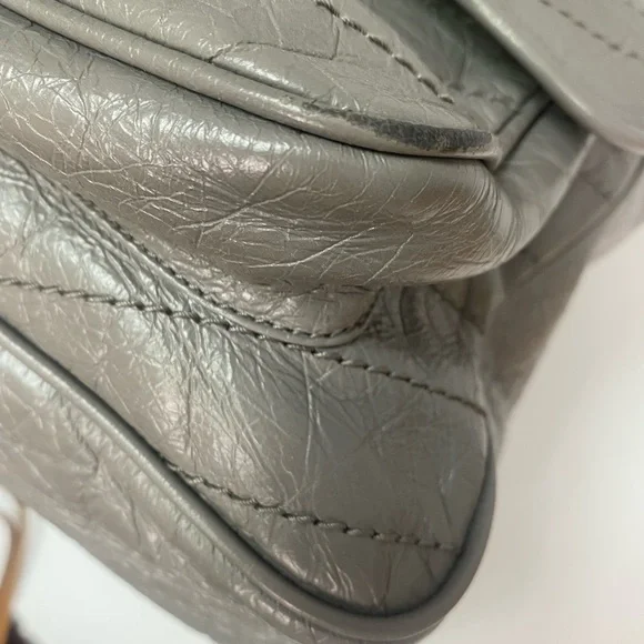 Yves Saint Laurent Niki Gray Quilted Leather Shoulder Bag - Picture 10 of 12